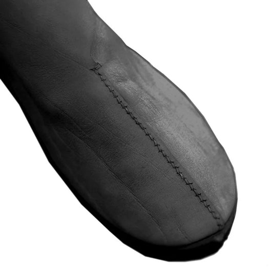 “Vintage men’s brown flat round-toe leather lace-up boots on wooden surface – Trend Step”