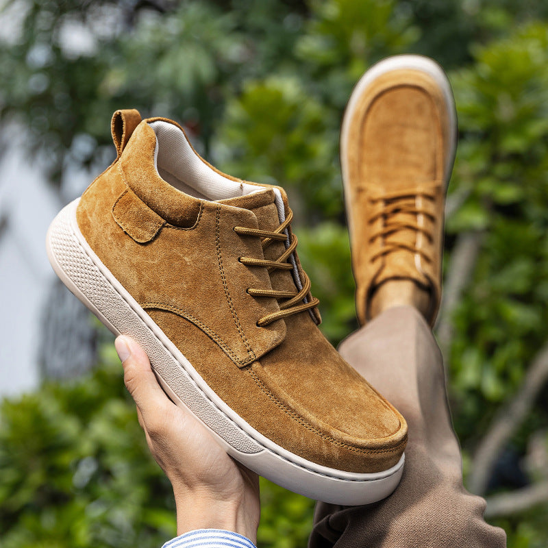 Men’s mid-top suede retro casual sneakers in tan with white sole — Trend Step