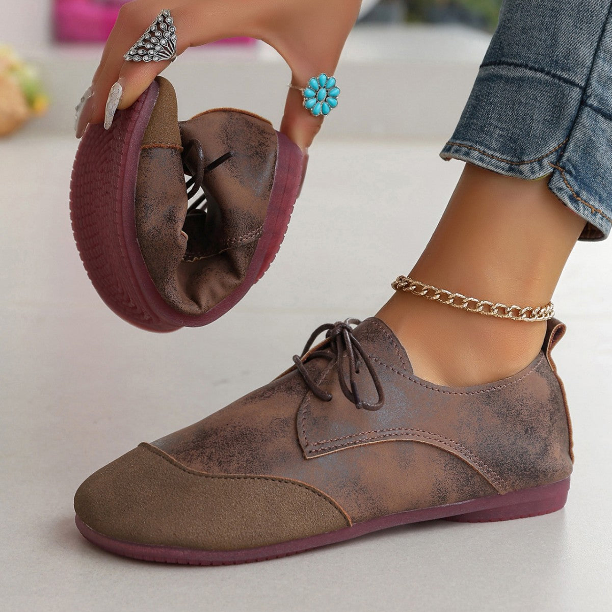 “Women’s retro soft leather slip-on loafers with Western design and cushioned comfort — Trend Step”